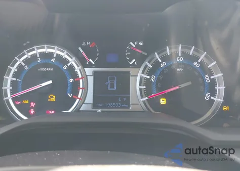 2017 Toyota 4Runner Sr5/Limited/Sr5 Premium z USA, uszkodzony, nr VIN JTEZU5JRXH5151167